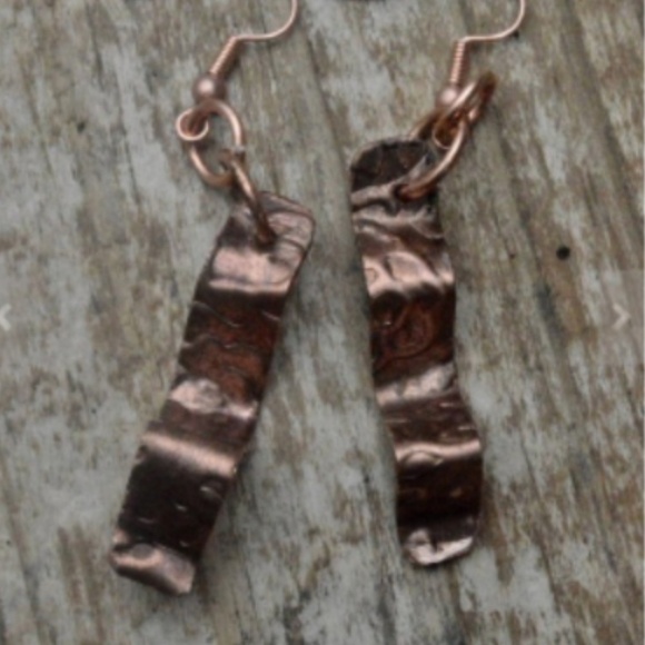 Small Rustic Copper Earrings  Handmade Artisan Drop Jewelry Embossed Gift Boho - Picture 2 of 3